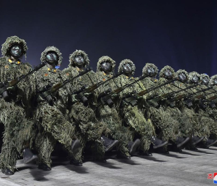 今日军事头条十连击，全球战备动态、新型武器亮相与地缘博弈深度解析