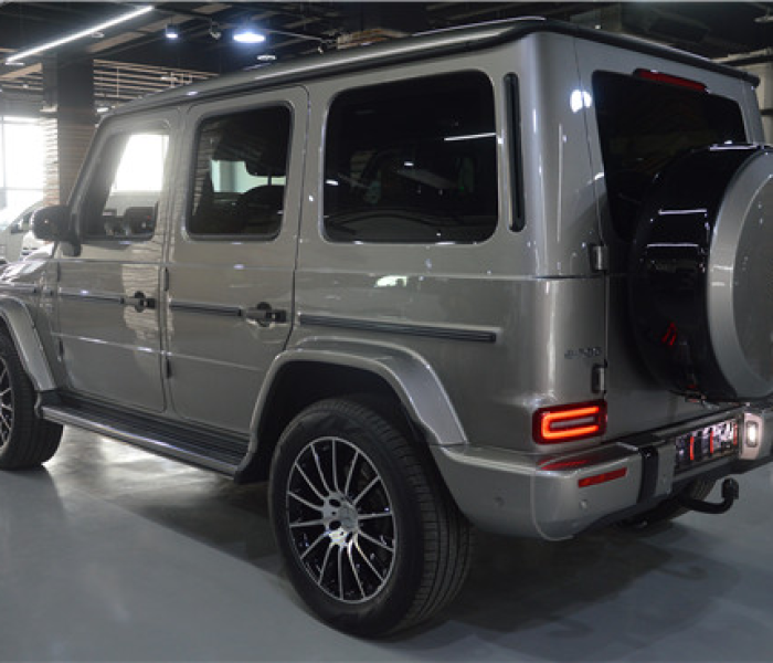 奔驰大g报价及图片2022款价格（奔驰大g报价及图片内饰）