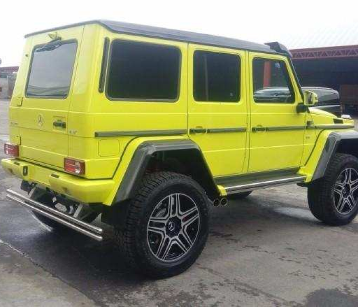 奔驰大g报价及图片2022款价格（奔驰大g报价及图片内饰）