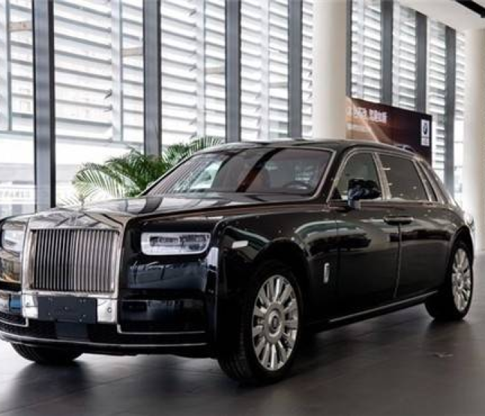 劳斯莱斯幻影价格与图片/劳斯莱斯幻影多少钱最新款2020图片