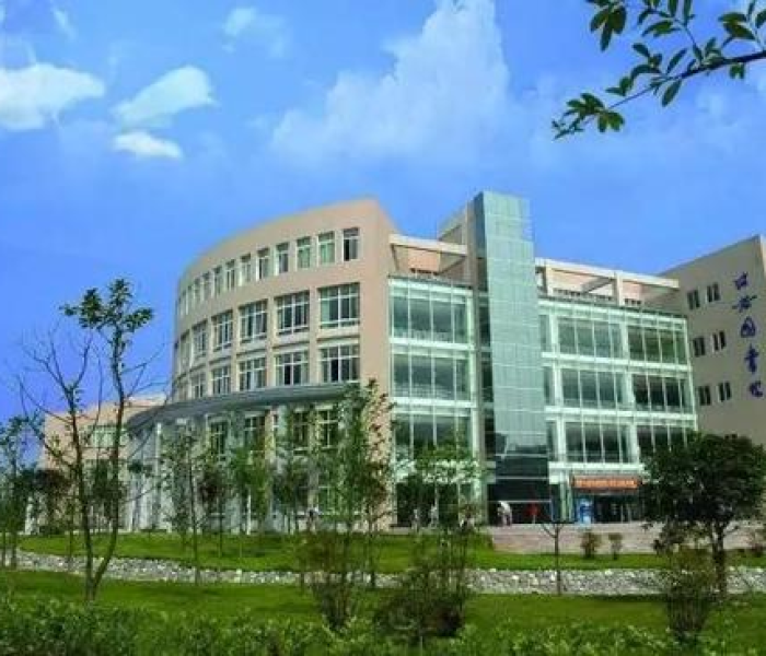 汕头大学医学院图书馆:汕头大学图书馆报告厅