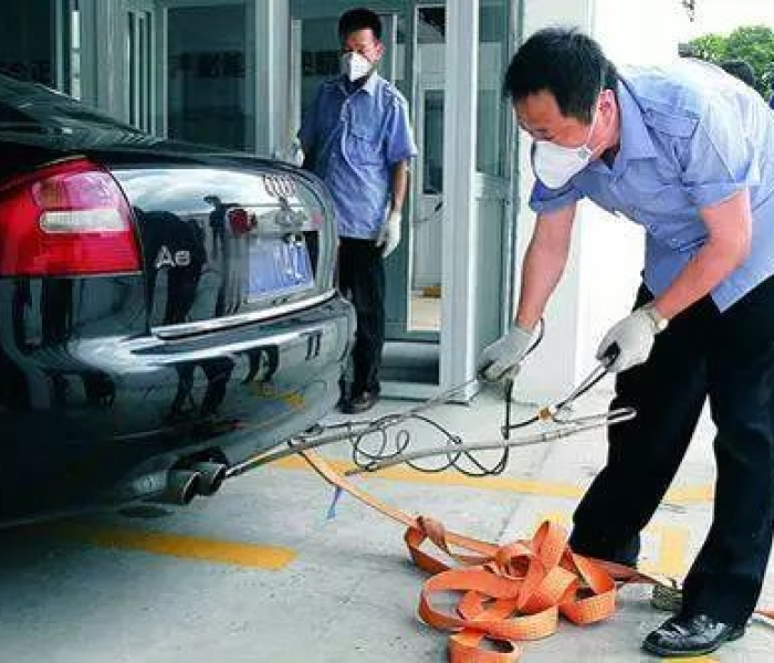 现在新车几年年检一次/现在新车几年一审车