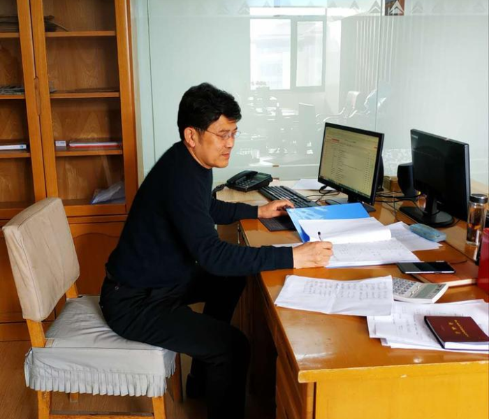 【非必要,不离开兰州/非必要不离荥】