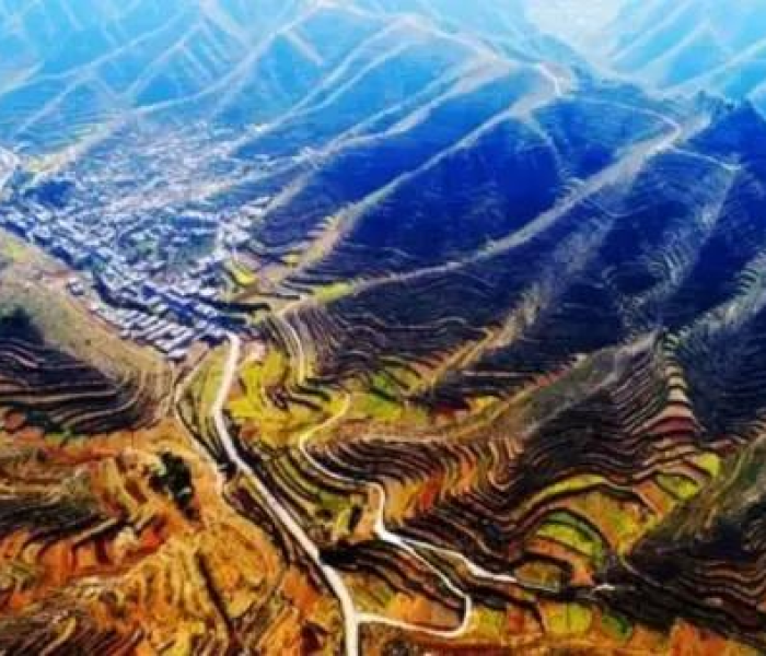 【10月1日高速免费几天货车,十月一高速货车收费吗】