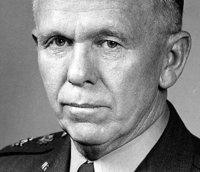 政治家卢森堡/政治家卢森堡是谁