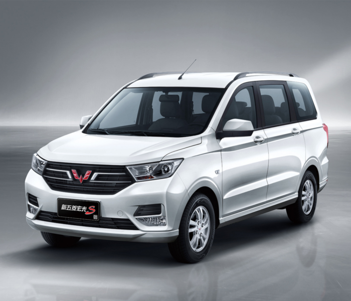 五菱宏光s报价及图片内饰:五菱宏光s报价及图片 参数