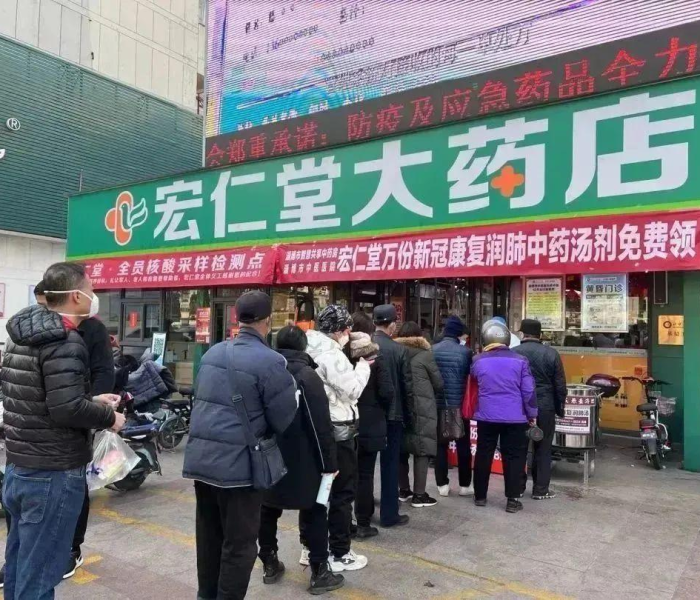 山东某市新增8个高风险区，疫情防控升级，市民生活如何应对？