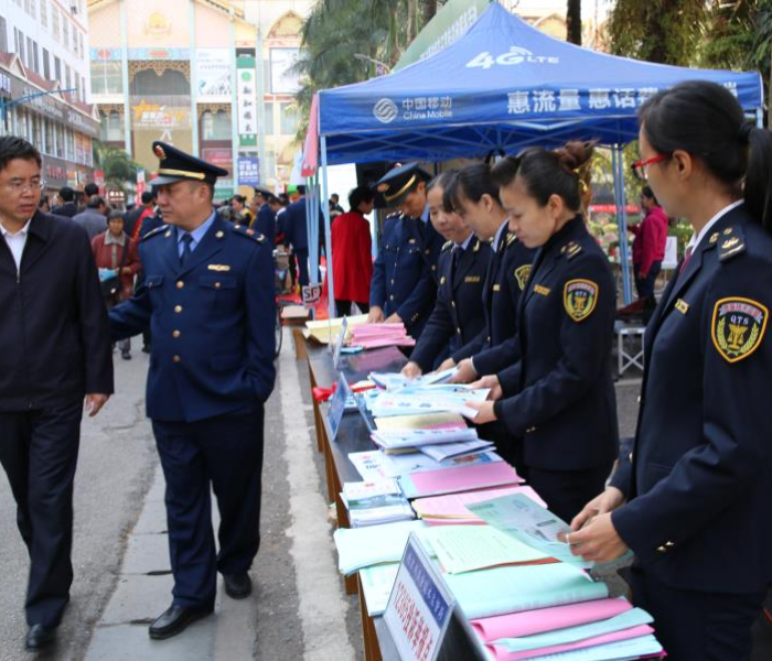 秒懂百科“微信群炸 金花如何创建房间”房卡链接获取