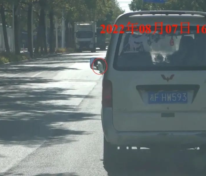 疫情防控的紧要关头:在疫情防控的紧要关头