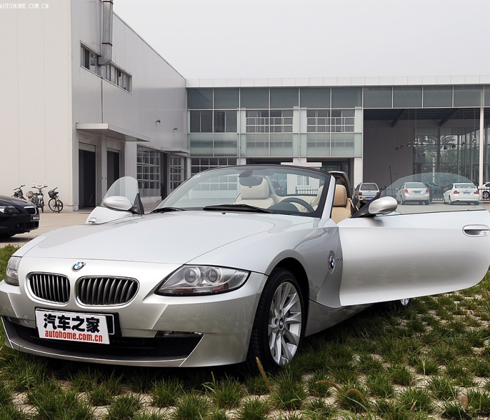 宝马硬顶敞篷跑车价格/宝马硬顶敞篷车最便宜多少钱