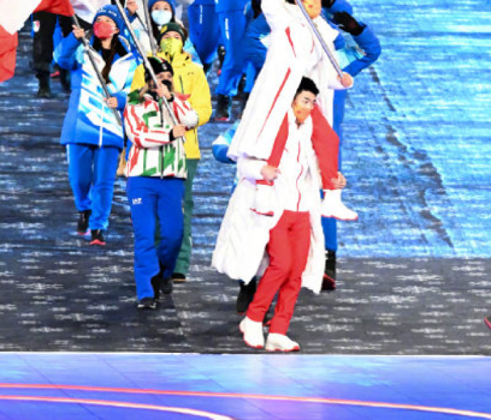 高亭宇扛着徐梦桃进场/高宇婷是谁 高亭宇扛着徐梦桃进场/高宇婷是谁