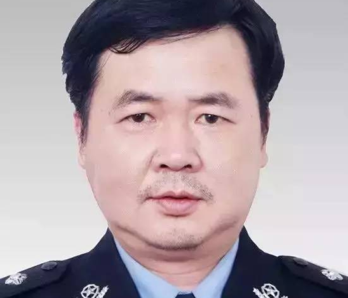 平湖疫情防控处理人员宋长育:平湖疫情防控处理人员宋长育简历