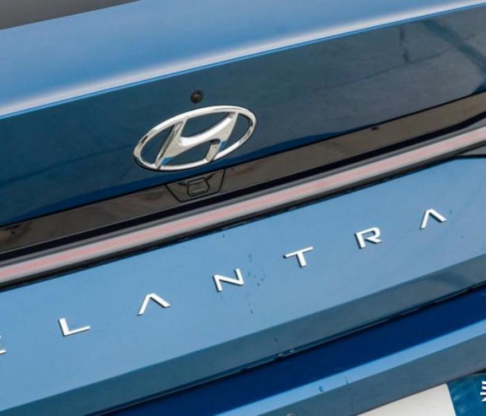 【北京现代伊兰特参数配置/北京现代伊兰特2025款配置参数】