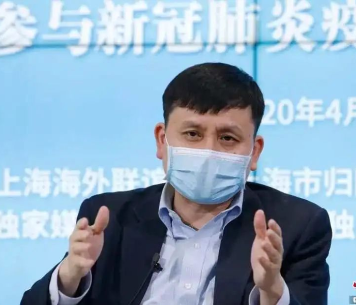 【张文宏称印度疫情会有更大爆发,印度沦为人间炼狱,张文宏最担心的事情还是发生了】