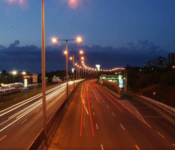 2024年十一高速免费全攻略，精准锁定X月X日X时起至X月X日X时止，这份避堵指南请收好！