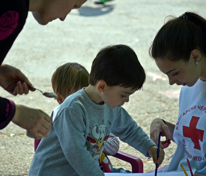 2021郑州最新学生坠楼事件:郑州一名中学生坠楼