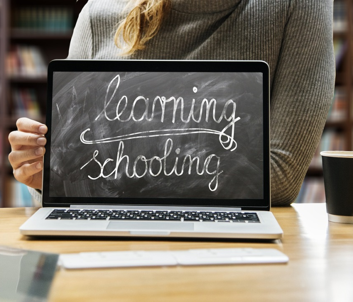 房卡全攻略“微信炸 金花房卡在哪里买”房卡链接获取