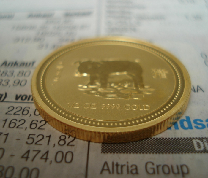 DNF稀有装扮兑换券能否兑换往期天空套？深度解析历史装扮的获取奥秘与玩家情怀