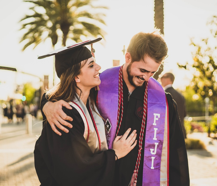 给大家讲解“皇豪互娱在哪里买房卡”房卡链接获取