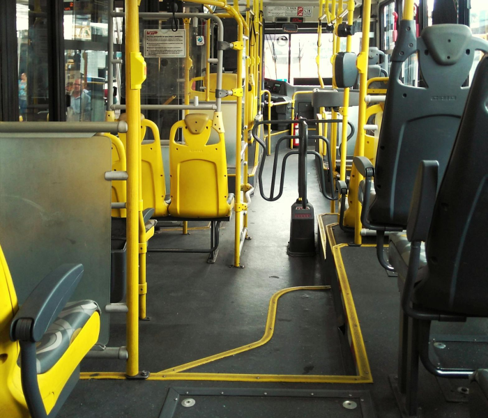 快递员感染新型肺炎/快递公司快递员感染新冠