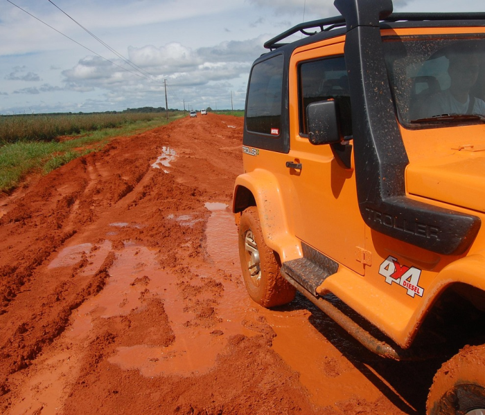 尼桑多功能车厢式皮卡柴油的是多大排油量:尼桑皮卡 柴油