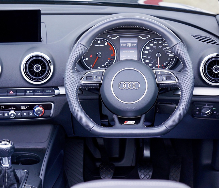 奥迪1.4t油耗多少钱一公里:奥迪14l排量的车油耗