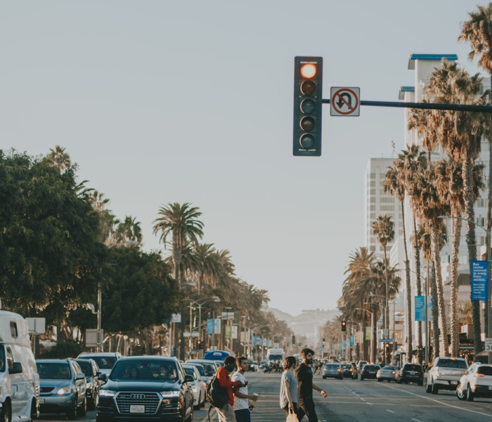 【五一假期高速收费吗2024/2021年五一假期高速公路免费吗】