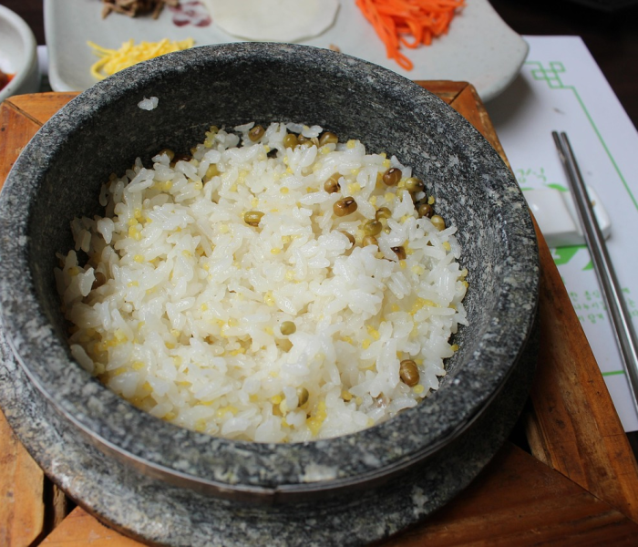 舒兰大米:舒兰大米和五常大米哪个好