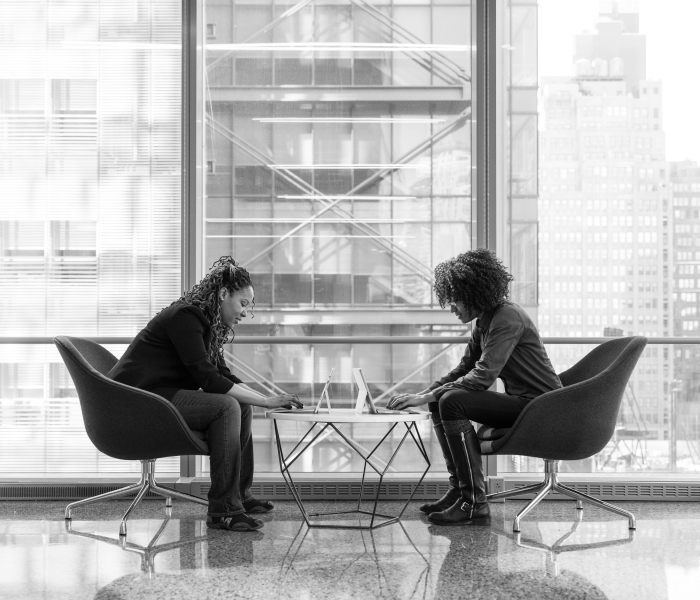 封闭小区时偷着跑出去/小区封闭逃出去 封闭小区时偷着跑出去/小区封闭逃出去