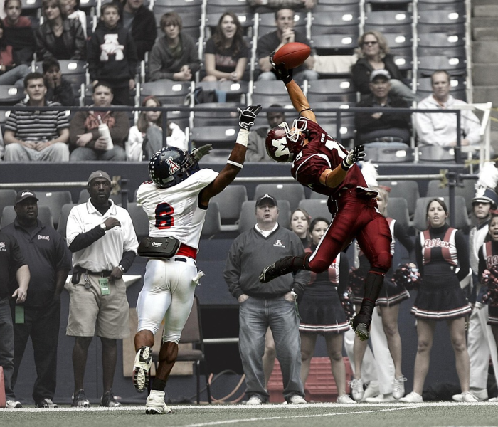 印度一男子主动吸入新冠病毒/印度大师吸入新冠