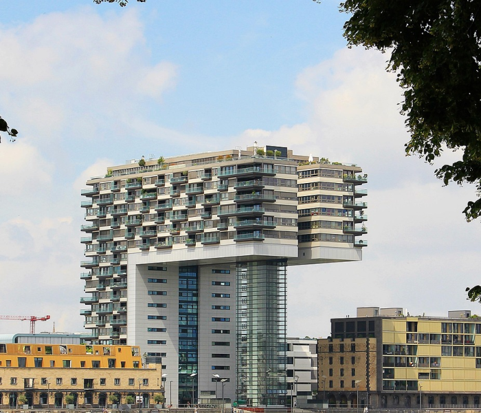 北京确诊病例密接者654人/北京确诊病例密接1751人