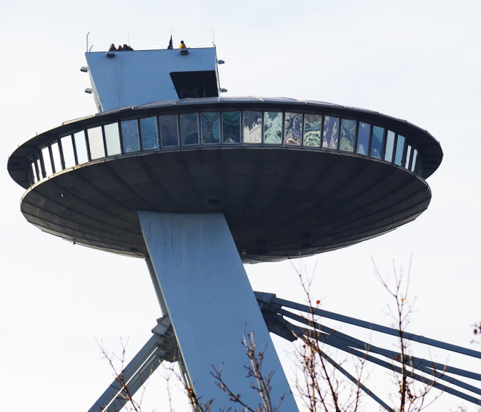 萧山机场不明飞行物很大吗/萧山机场不明飞行物到底是什么