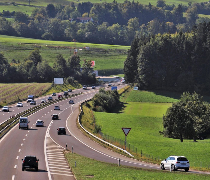 八月15高速免费吗/8月15高速免费通行吗
