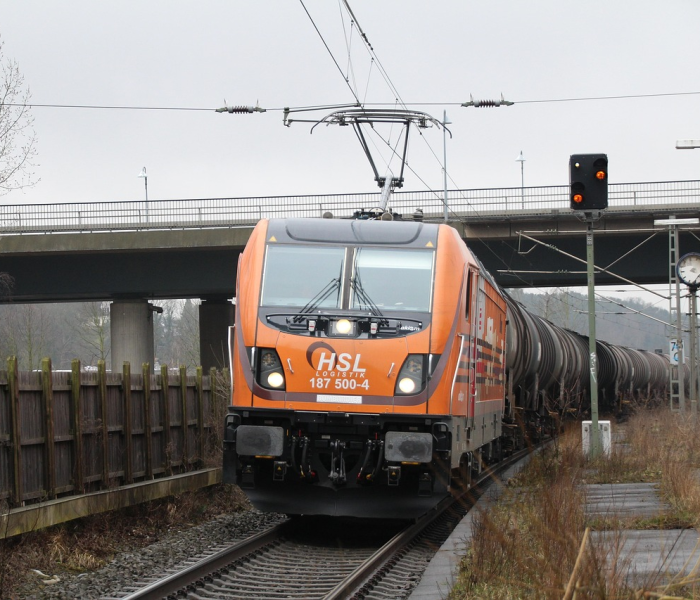 【初六高速还收费吗/初六高速路收费吗】