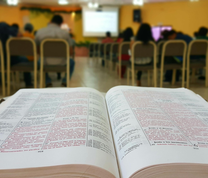 房卡必备教程“微信群炸 金花房卡”详细房卡怎么购买教程