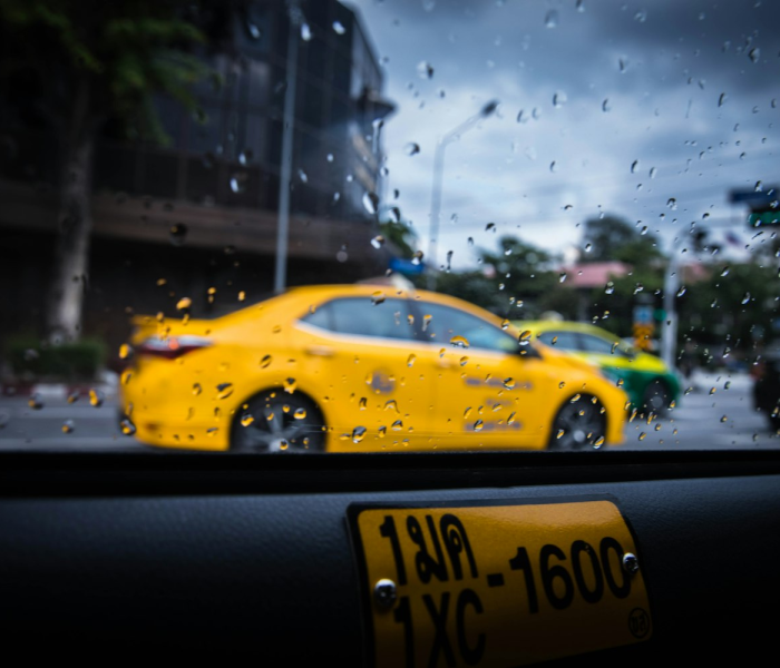 外地牌照在上海怎么开（外地牌照在上海怎么开地面11点的车）