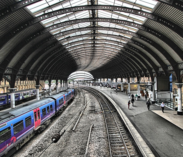 【铁路春运时间/铁路春运时间2025几号到几号结束】