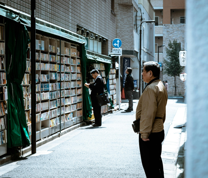 【深圳停止人群聚集活动,深圳暂停校园聚集性活动】