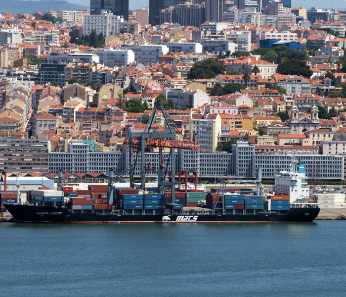 哈尔滨一地升为高风险地（哈尔滨什么区定为高风险区）