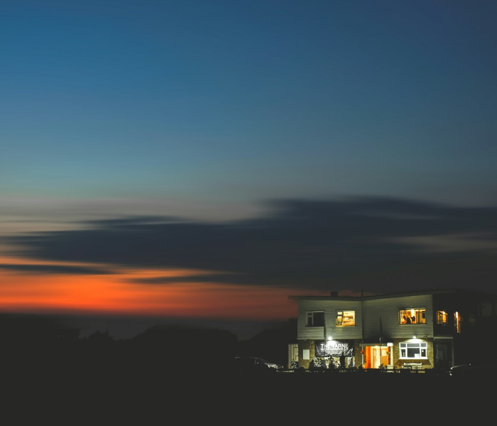 昆明怎么了夜晚一直在叫的是什么/昆明为什么黑的晚 昆明怎么了夜晚一直在叫的是什么/昆明为什么黑的晚