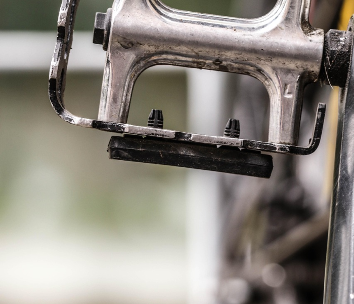 自动挡车有离合踏板吗视频（自动挡车有离合踏板吗视频教程）