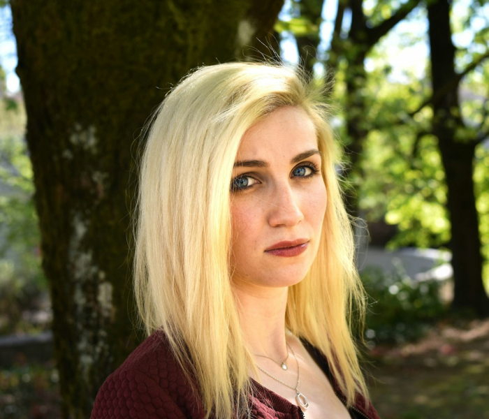 【特朗普90后女助理/特朗普最亲密女助理】 【特朗普90后女助理/特朗普最亲密女助理】