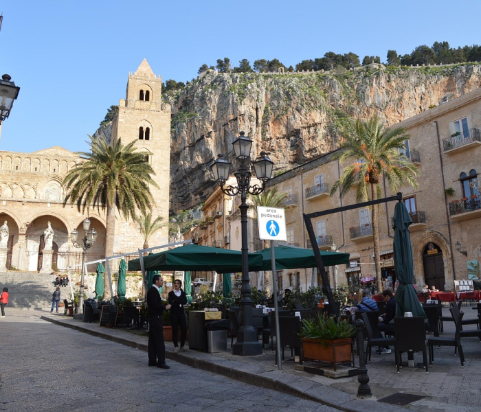 【新疆霍尔果斯是哪个地区/新疆霍尔果斯的位置】 【新疆霍尔果斯是哪个地区/新疆霍尔果斯的位置】