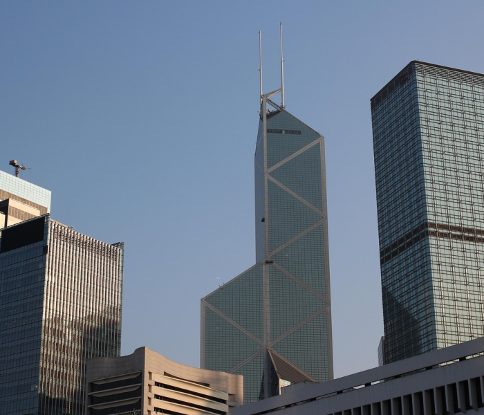 文登疫情期间是哪个小区楼宇门整体掉落/文登楼房 文登疫情期间是哪个小区楼宇门整体掉落/文登楼房