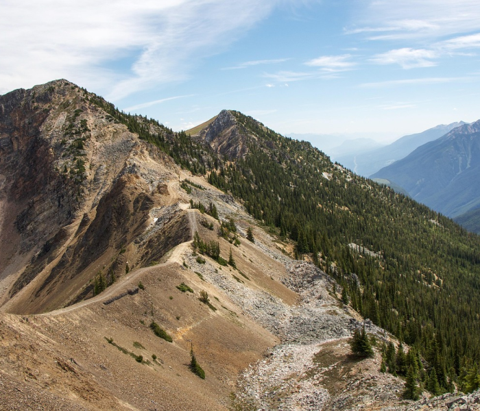 旅游哪里好玩排行榜前十名/适合13天短途旅游地