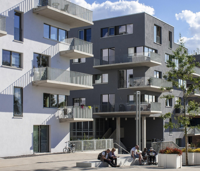 上海四叶草专卖店地址:上海四叶草国际会展中心 上海四叶草专卖店地址:上海四叶草国际会展中心